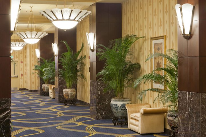 Ballroom/Hall 143 of 154