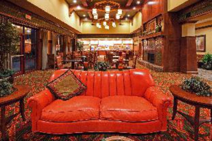 Country Inn & Suites by Radisson Springfield Downtown
