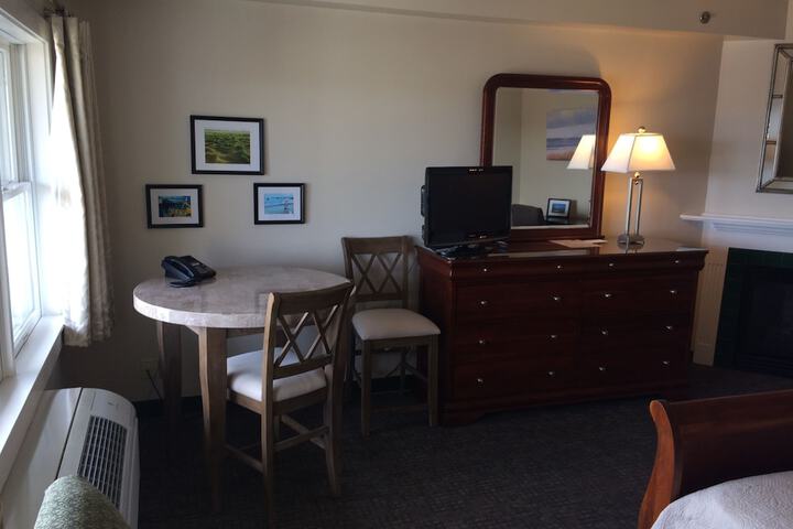 Room 7 of 22