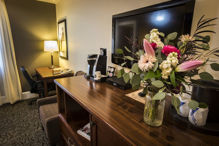 Hume Hotel & Spa