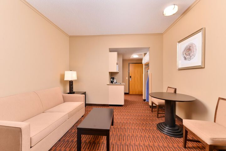 Room 37 of 68