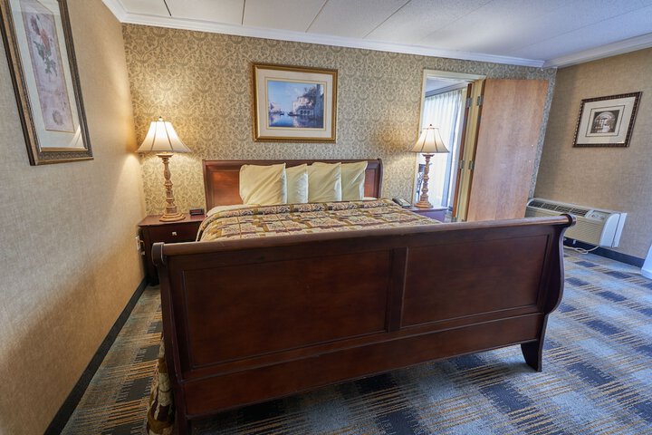 Room 21 of 41