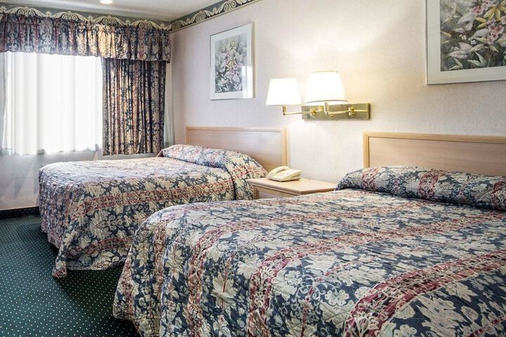 Room 9 of 24