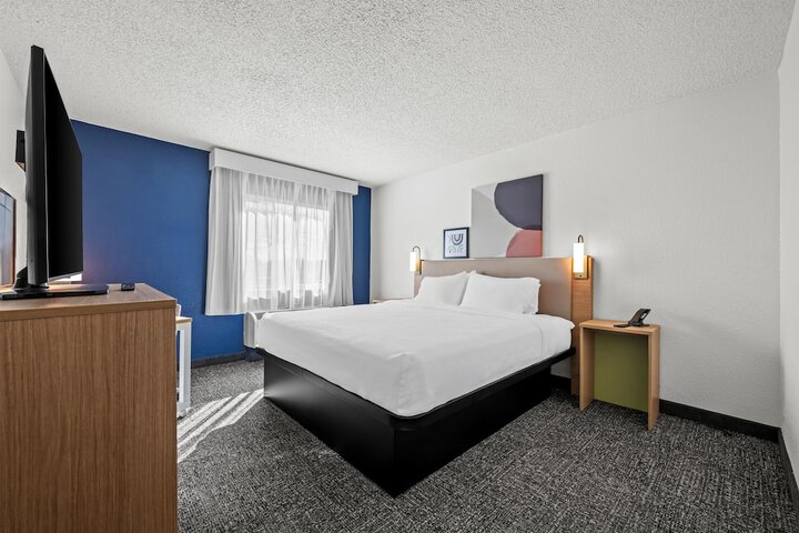 Spark by Hilton Cleveland Beachwood
