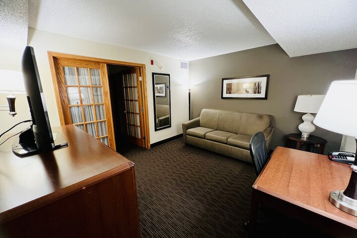 Room 27 of 50
