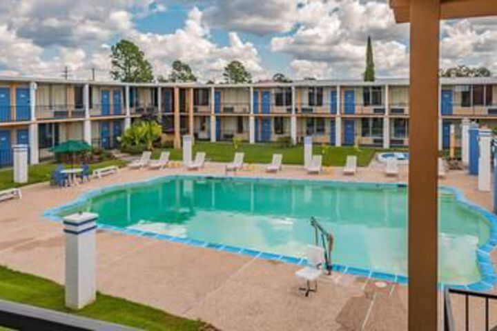 Executive Thibodaux New Orleans Hotel