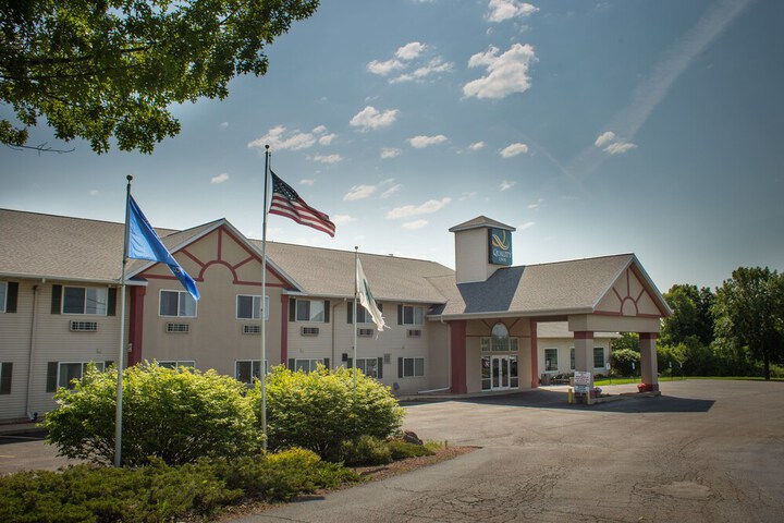 Quality Inn Edgerton - Lake Koshkonong
