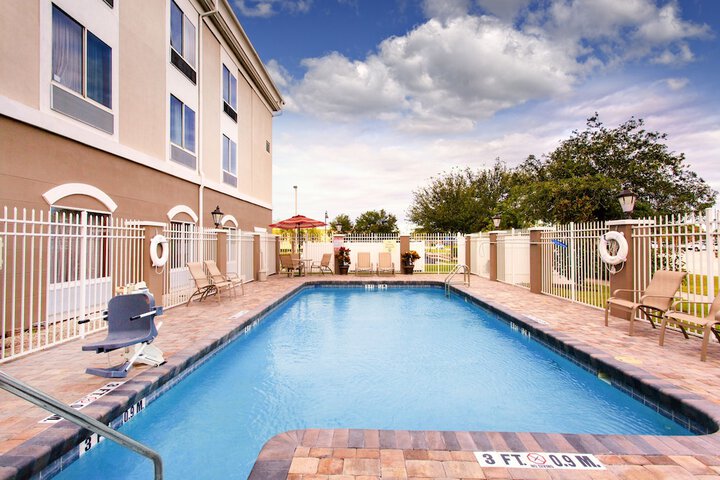 Holiday Inn Express Lake Wales N-Winter Haven by IHG