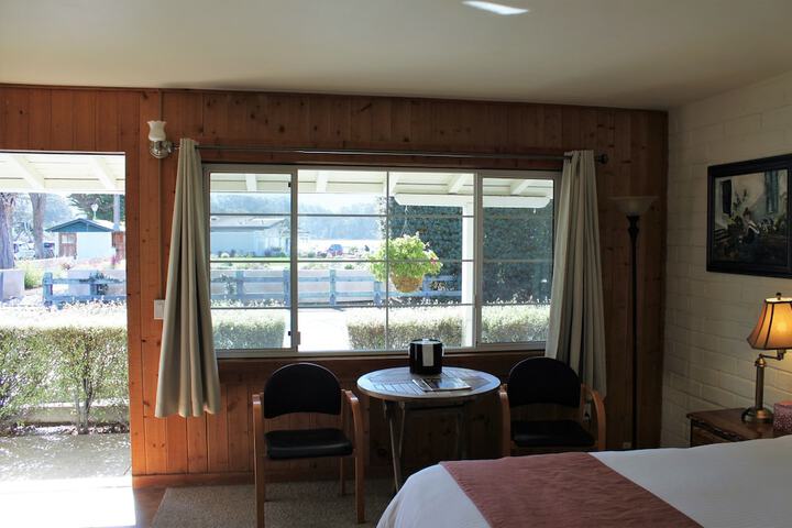 Room 26 of 74