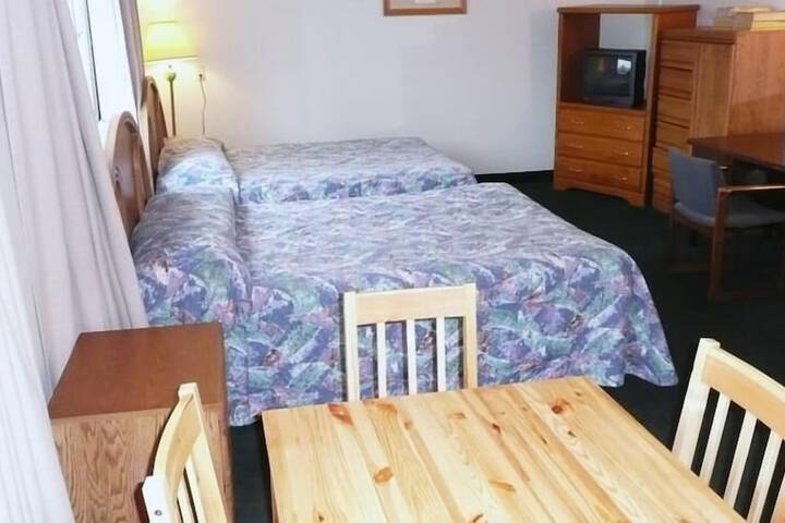 Room 49 of 77