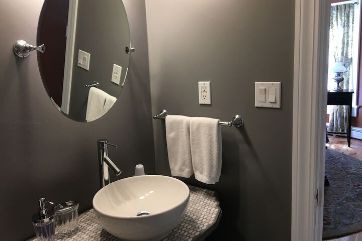 Baldwinsville B & B