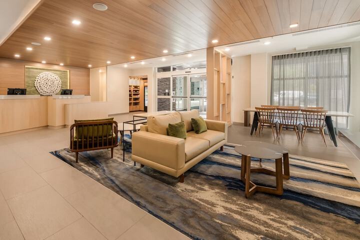 Hotel Interior 10 of 22