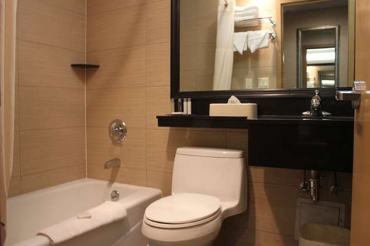 Room 19 of 40