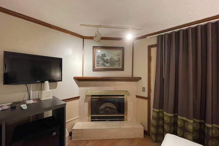 Room 19 of 58