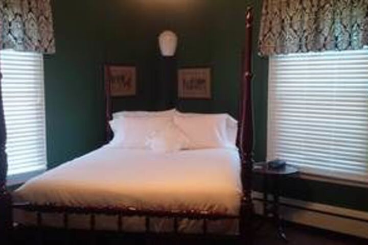 The Ashford Inn