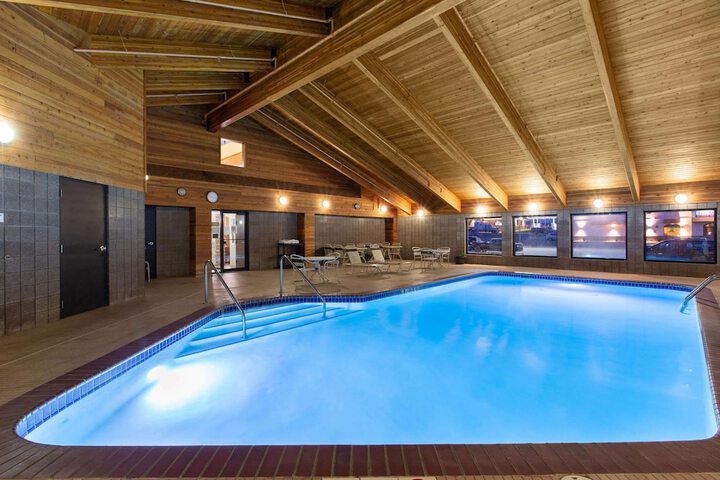 Pool 7 of 39