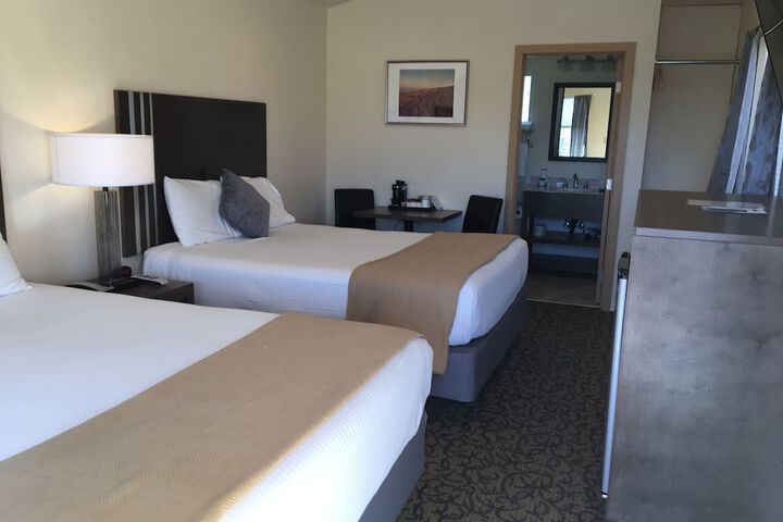 Room 25 of 73