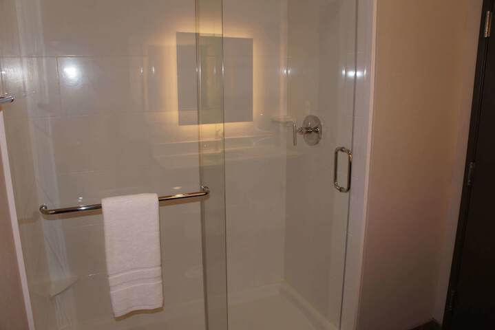 Room 18 of 50