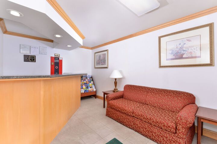 Hotel Interior 10 of 28