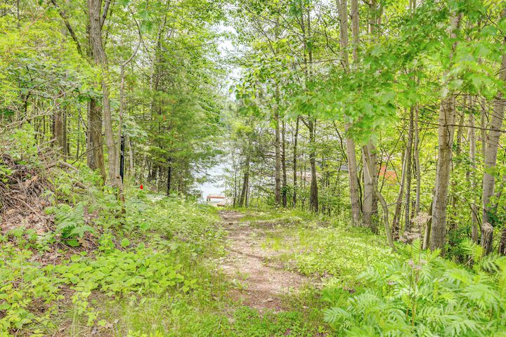 northwood Tours Escape w / Boat Dock Access!