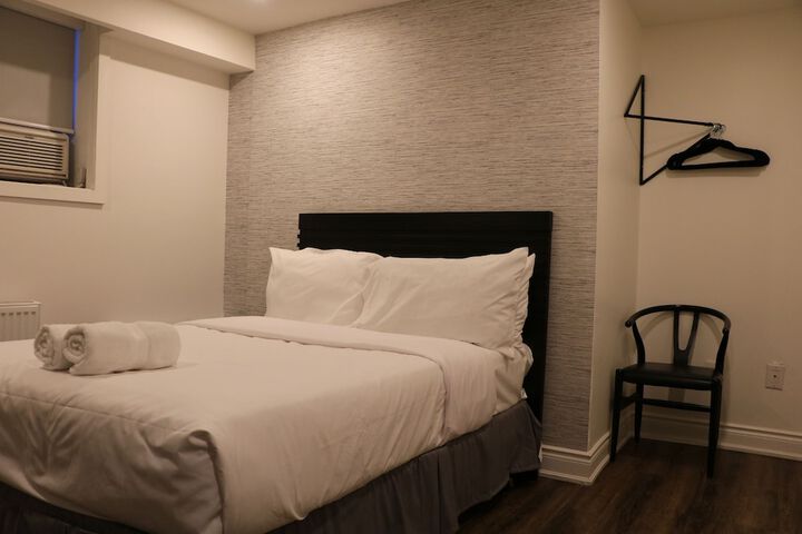 Room 18 of 70