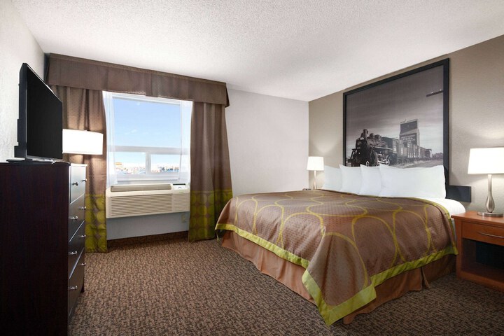 Room 21 of 47