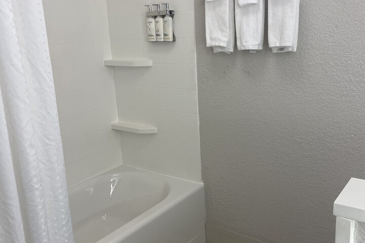 Room 13 of 44