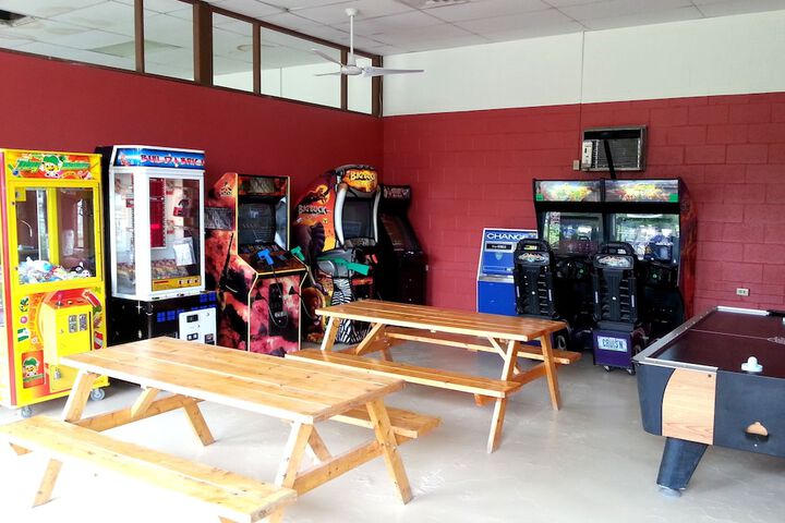 Scottys Lakeside Resort