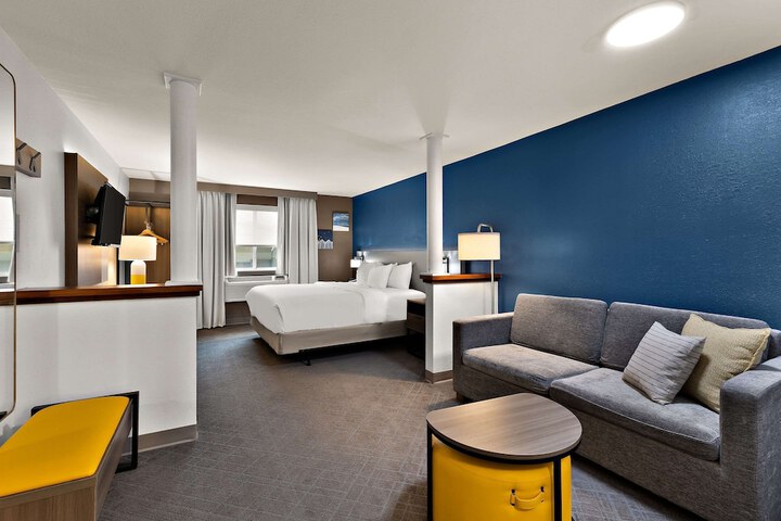 Comfort Inn & Suites Fremont