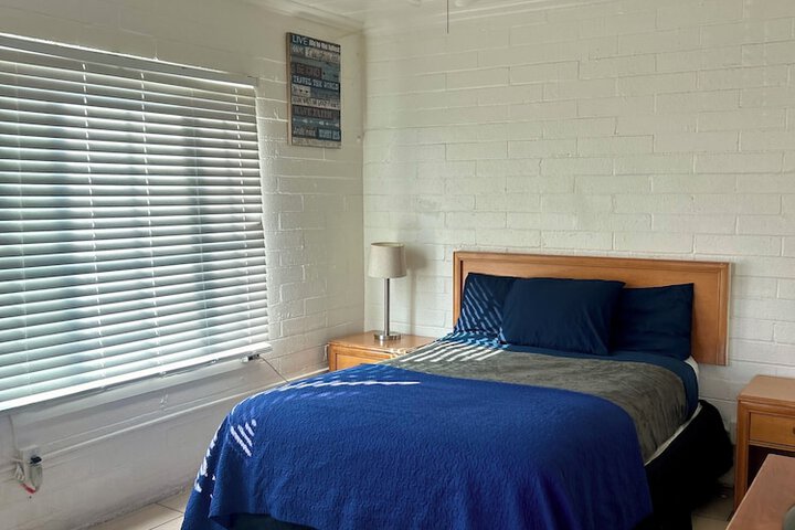 Room 16 of 65