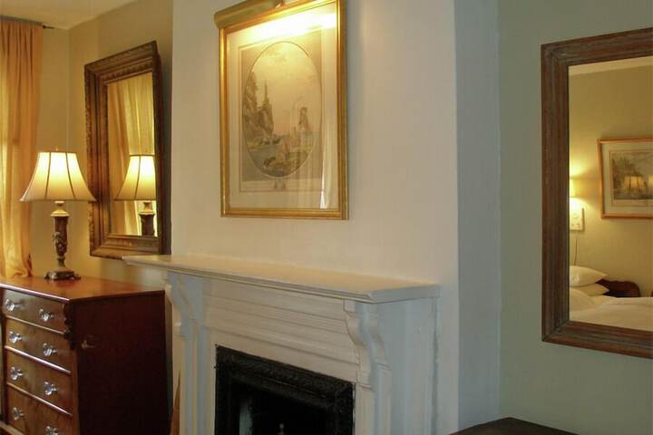 Room 44 of 238