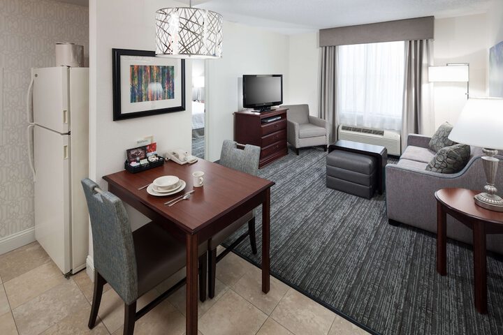 Room 26 of 39