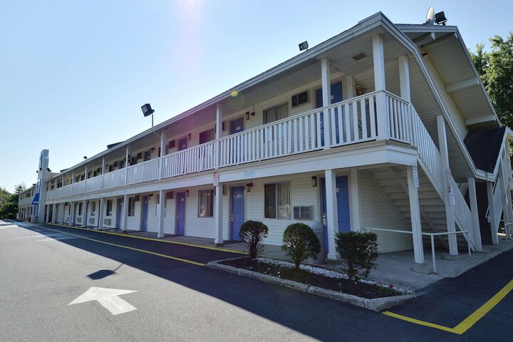 Hotel 4 of 46