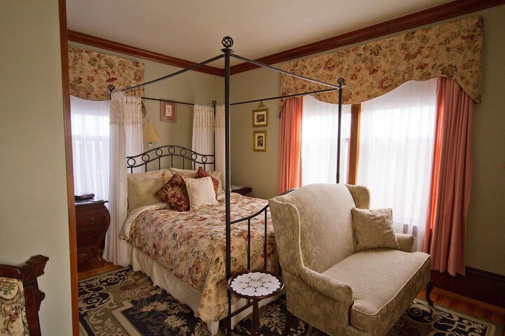 Victorias Historic Inn