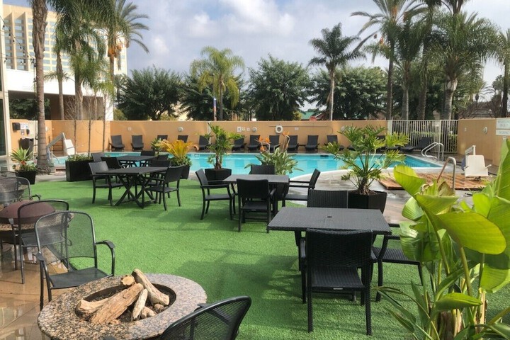 Anaheim Marriott Suites