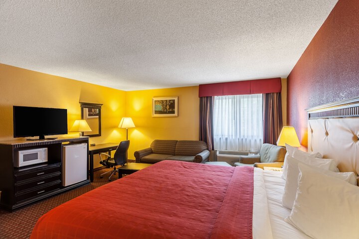 Room 41 of 51