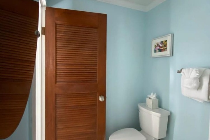 Room 53 of 82