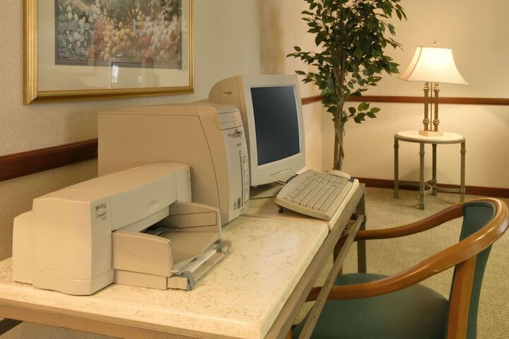 Business Center 19 of 19