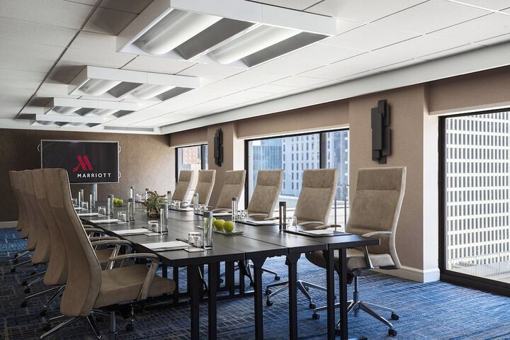 Chicago Marriott Downtown Magnificent Mile