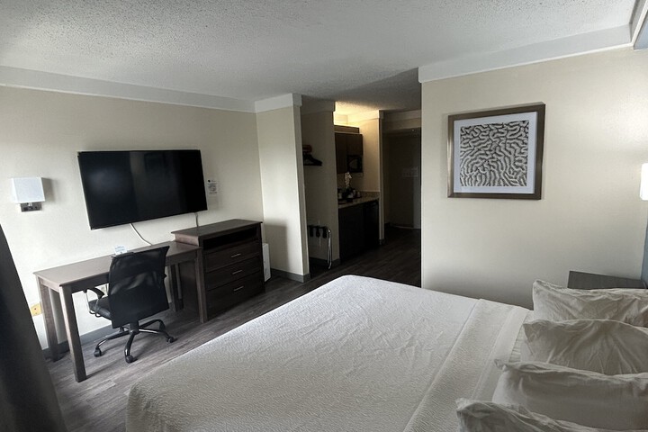 Room 14 of 38