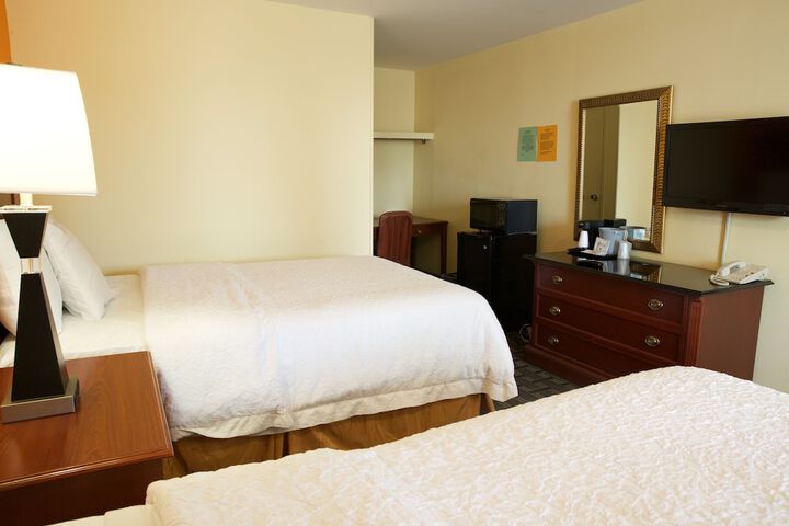 Room 15 of 24
