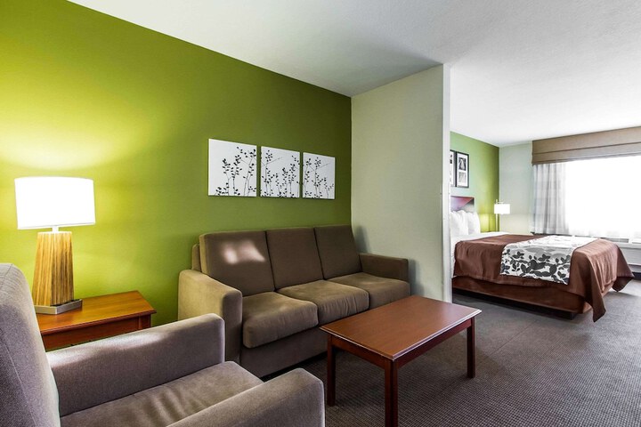 Sleep Inn & Suites Pleasant Hill - Des Moines
