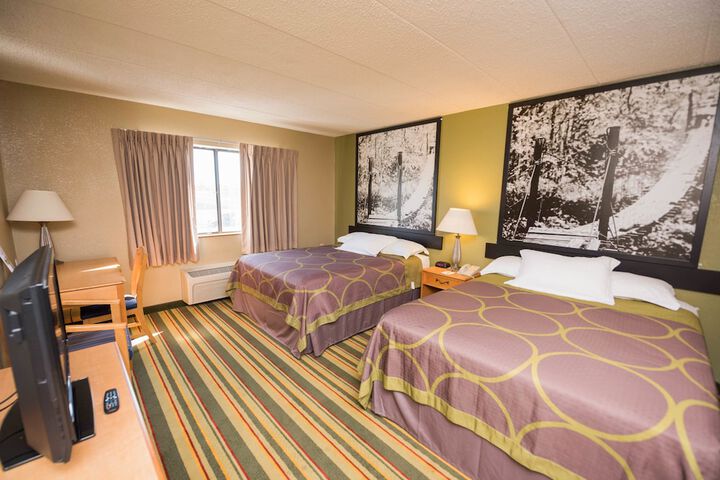 Room 27 of 41