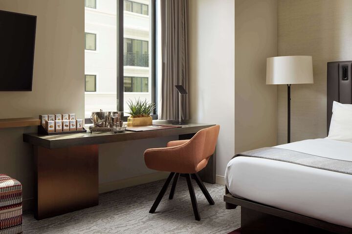 THesis Hotel Miami Coral Gables Curio Collection by Hilton