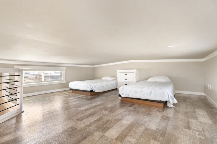 Room 21 of 44