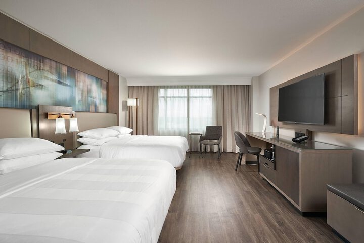 Room 32 of 50