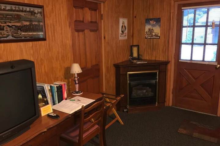 Mountain Aire Cottages Inn & Glamping