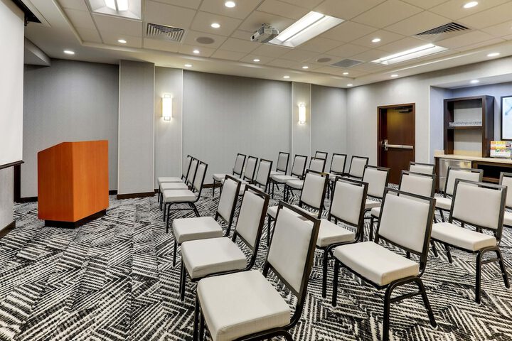 Hyatt Place St. Louis / Chesterfield