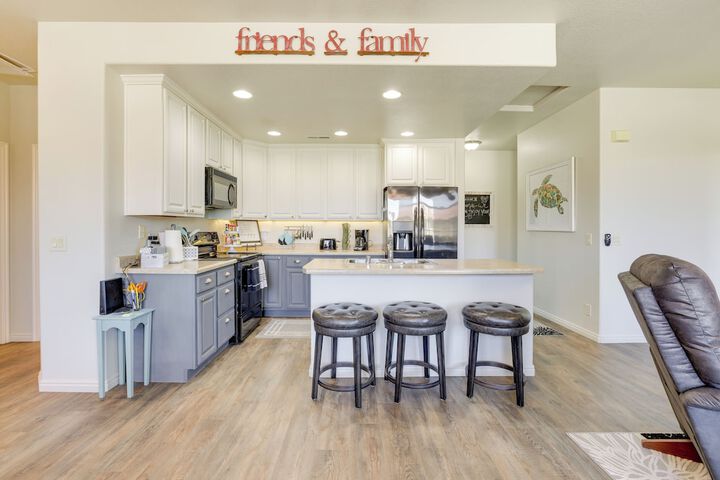 Mesquite Vacation Rental Condo w / Resort Amenities