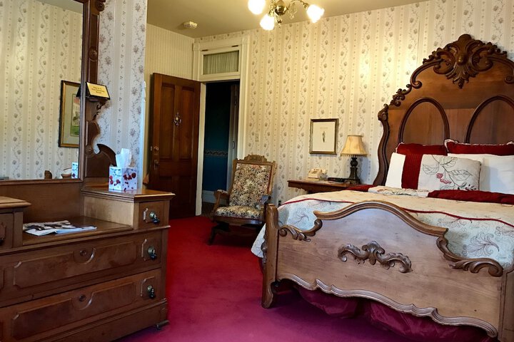 Room 23 of 26